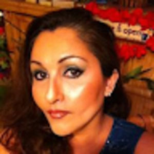 Meet your Posher, Ivette